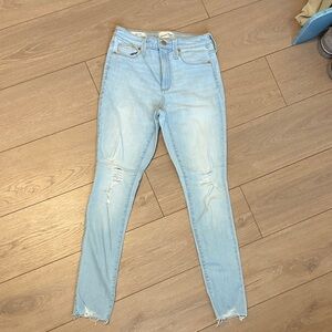 Universal Thread Light Blue Skinny Jeans
